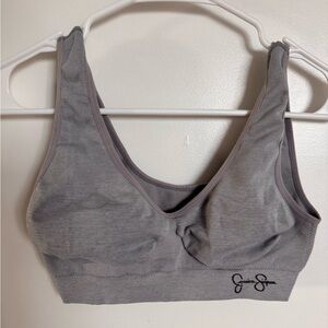 Jessica Simpson Sports Bra Gray Wireless Pullover Solid Bra Strap Activewear M